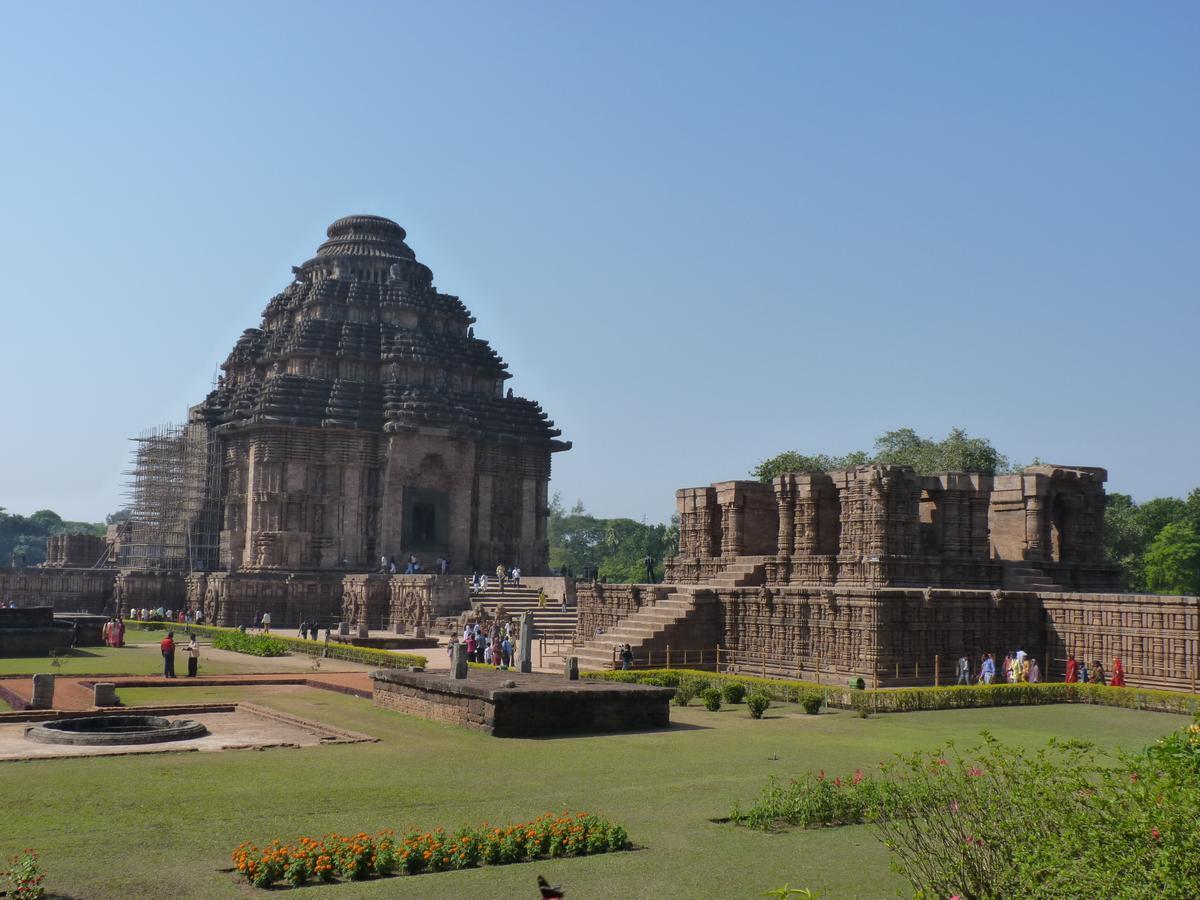 Hotel Sun Plaza-Near Konark Sun Temple- Couple Friendly-Best Choice Of Travellers المظهر الخارجي الصورة