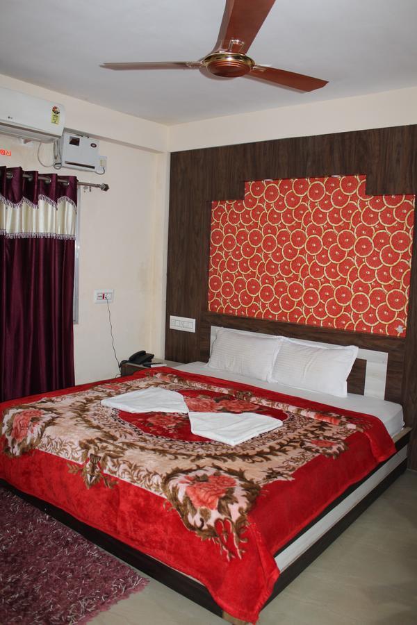Hotel Sun Plaza-Near Konark Sun Temple- Couple Friendly-Best Choice Of Travellers المظهر الخارجي الصورة