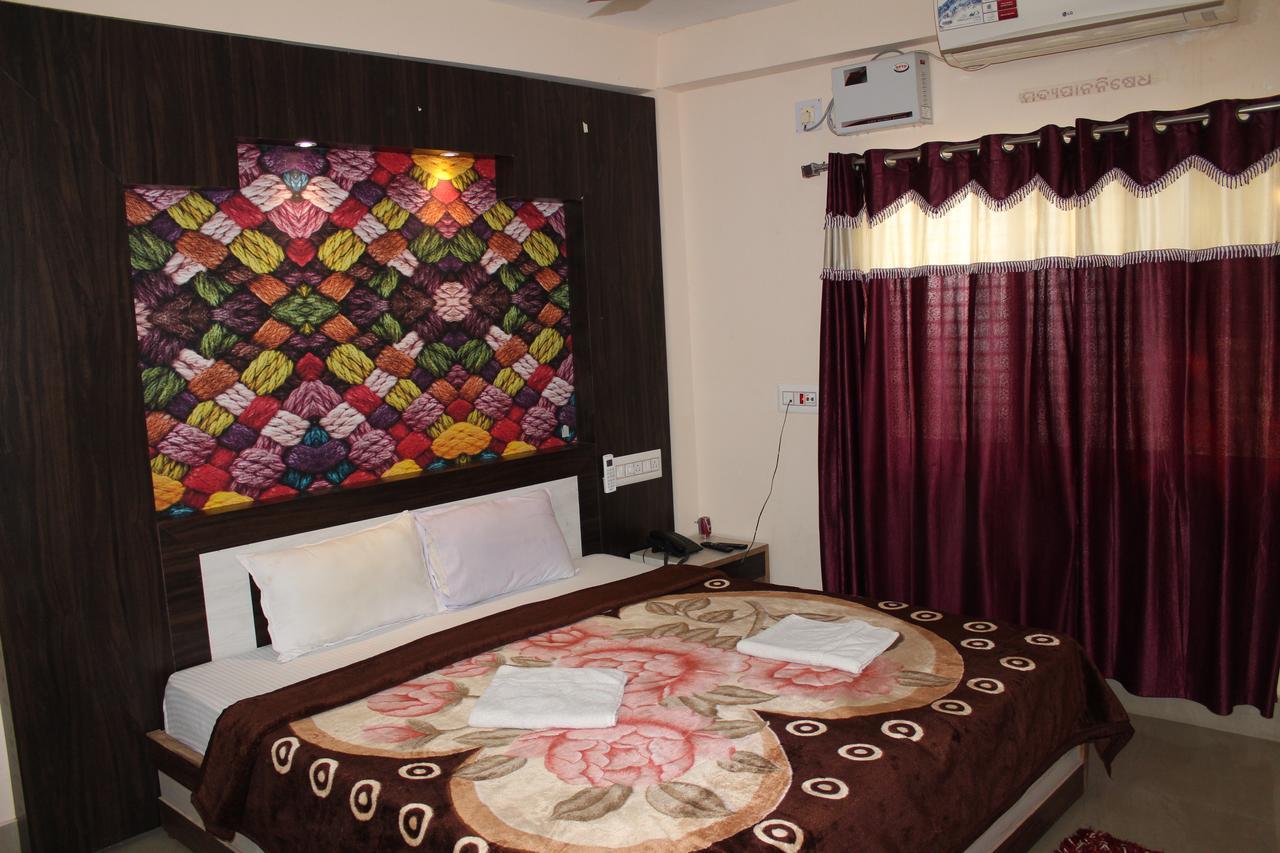 Hotel Sun Plaza-Near Konark Sun Temple- Couple Friendly-Best Choice Of Travellers المظهر الخارجي الصورة